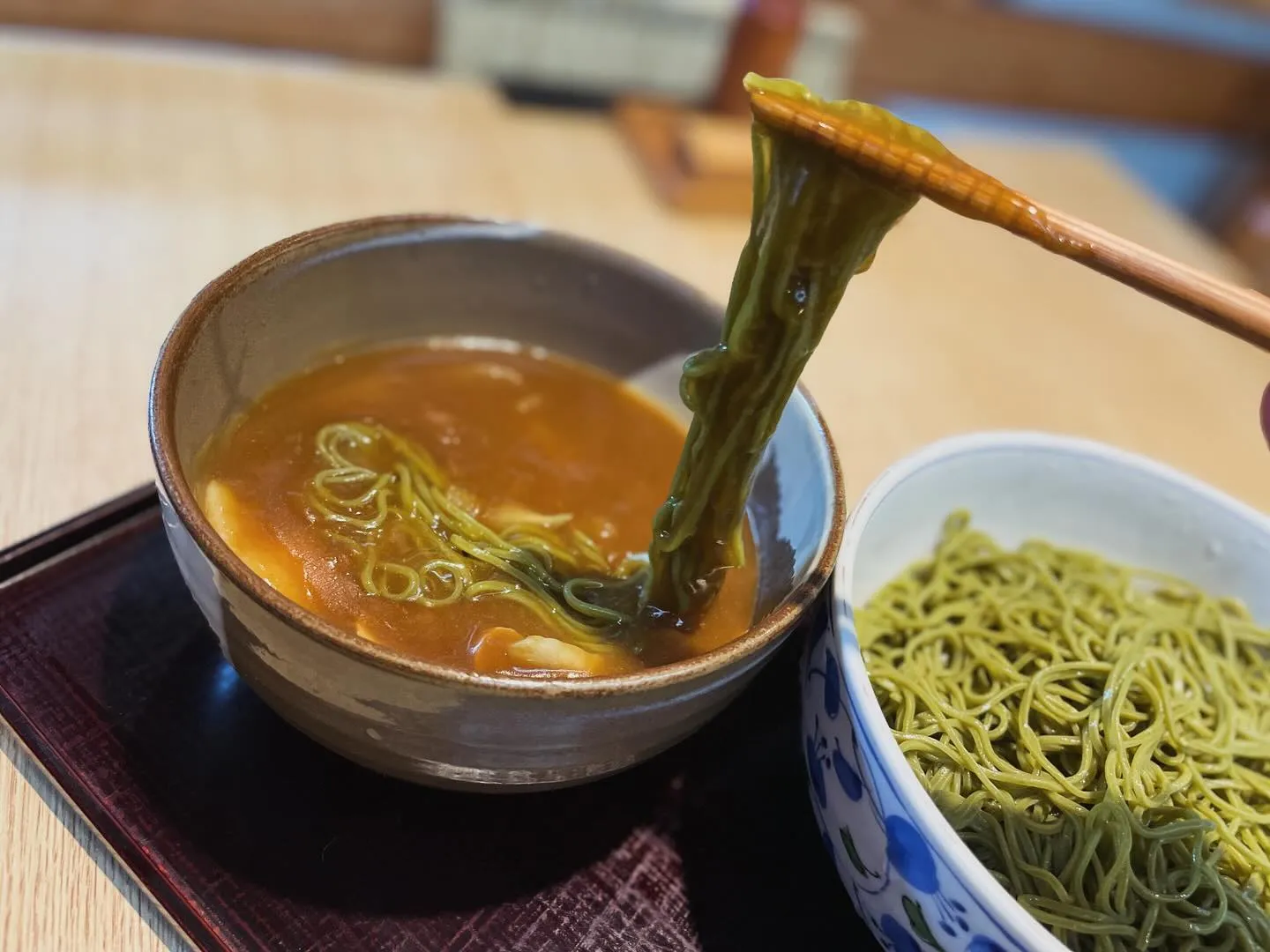 【世田谷　蕎麦　茶そば　いな垣】